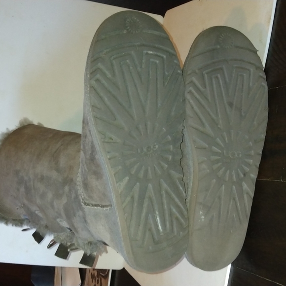 UGG BOOTS ALTAS - Picture 5 of 9